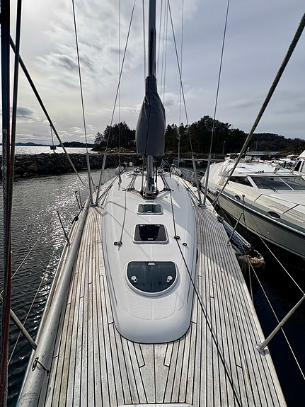 Beneteau First 47.7, Gi bud! 16 of 30