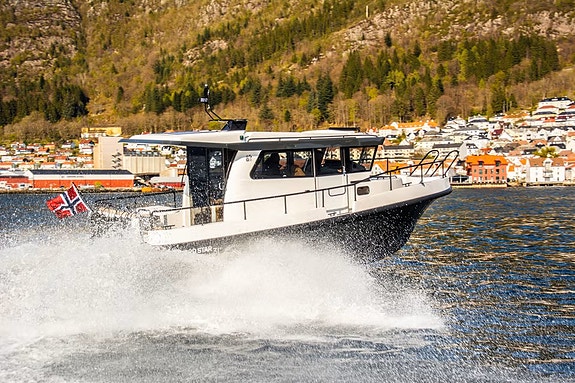 NY NORD STAR 31+, BAKDØR, SJØSTERK, SIDEPORT 2 of 5