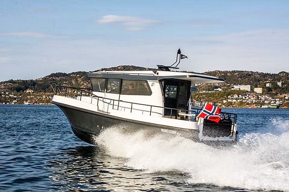 NY NORD STAR 31+, BAKDØR, SJØSTERK, SIDEPORT 5 of 5