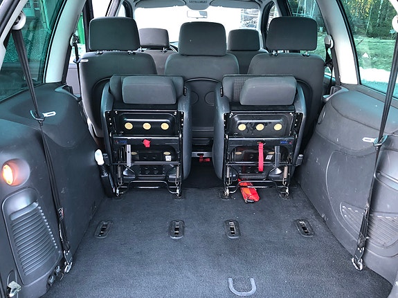 Volkswagen Sharan 4 of 7