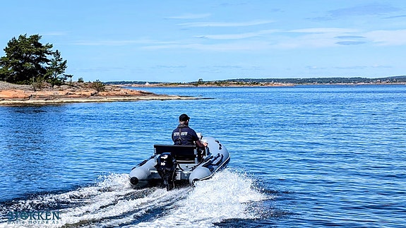 Quicksilver 350 Alu RIB - styrekonsoll - Mercury 10/15hk 6 of 13