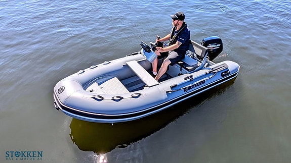 Quicksilver 350 Alu RIB - styrekonsoll - Mercury 10/15hk 2 of 13