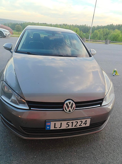 Volkswagen Golf VI 2 of 20