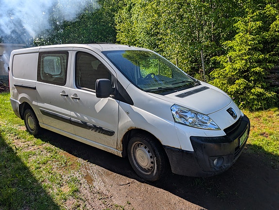Peugeot Expert 2 of 7