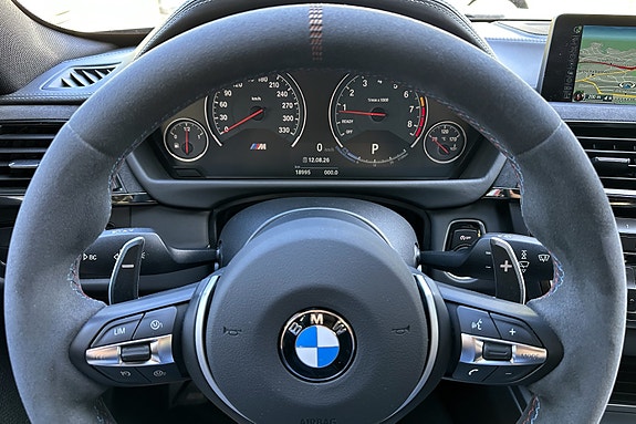 BMW M4 17 of 30