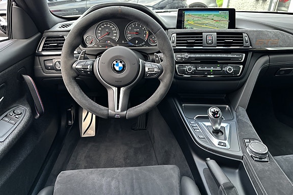 BMW M4 12 of 30