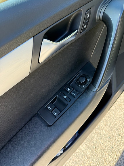 Volkswagen Passat 20 of 24