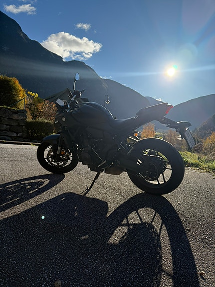Yamaha MT-07 A2 2 of 5