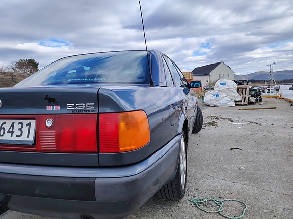 Audi 100 4 of 5