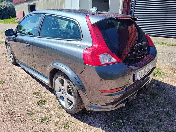 Volvo C30 3 of 5