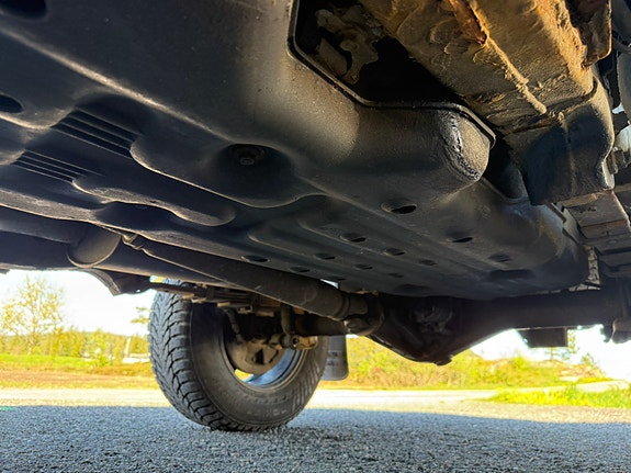 Toyota HiLux 11 of 13