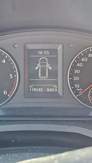 Volkswagen Caddy Maxi 12 of 18