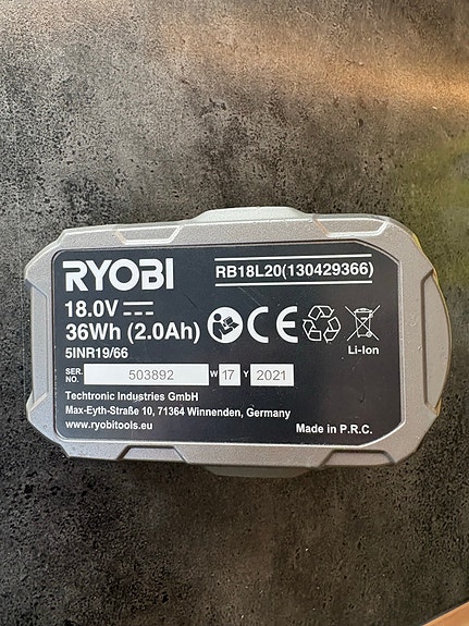 Product image 2 of 3