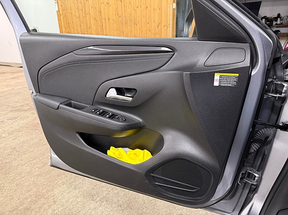 Opel Corsa 17 of 17