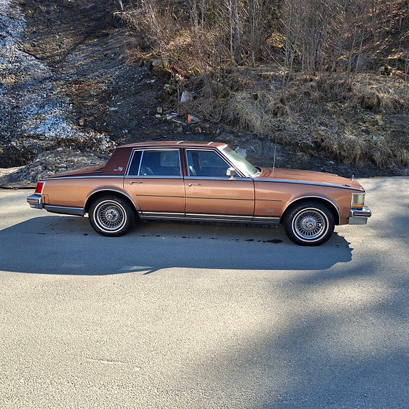 Cadillac Seville 16 of 30