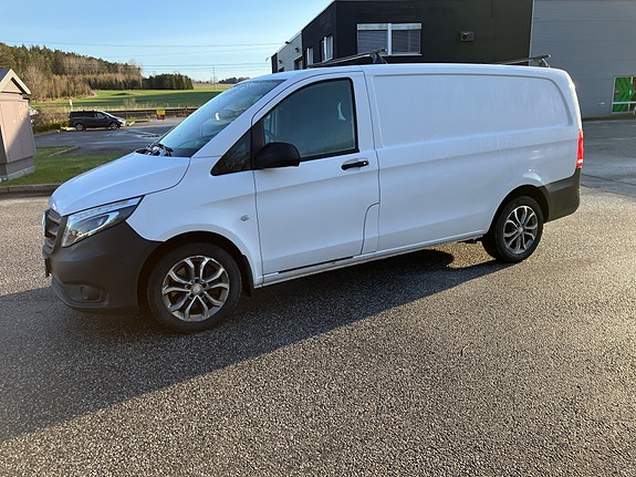 Mercedes-Benz Vito 119 3 of 5