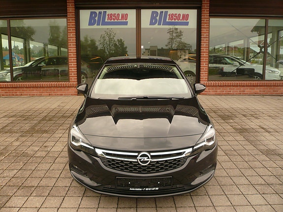 Opel Astra 2 of 30