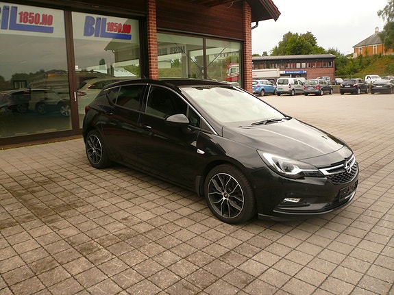 Opel Astra 4 of 30