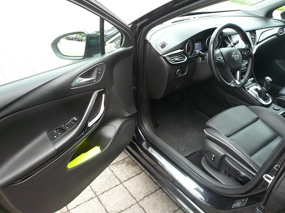 Opel Astra 29 of 30