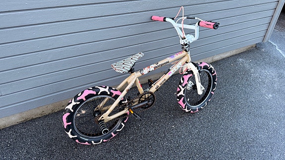 Product image 8 of 9