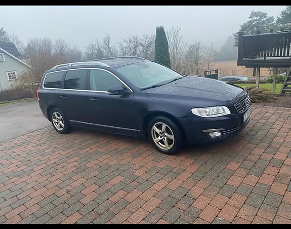 Volvo V70 9 of 9