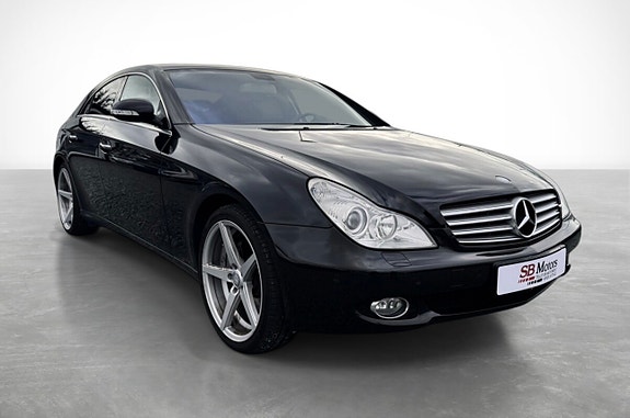 Mercedes-Benz CLS-Klasse 3 of 5