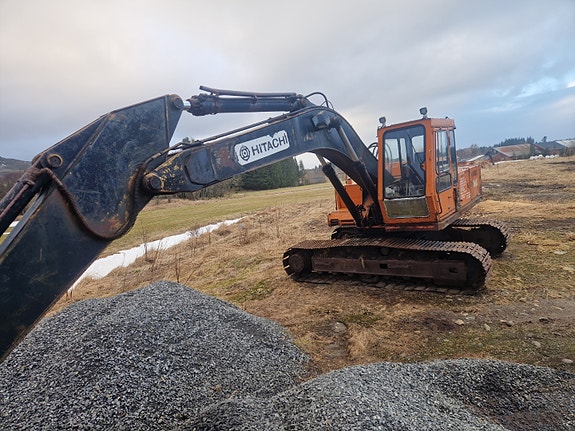 Hitachi UH083 - 20 tonns gravemaskin | Ink. graveskuff