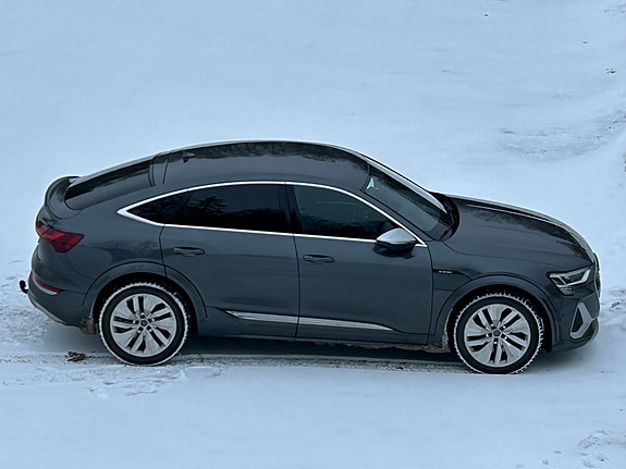 Audi E-Tron S 2022 photo 4