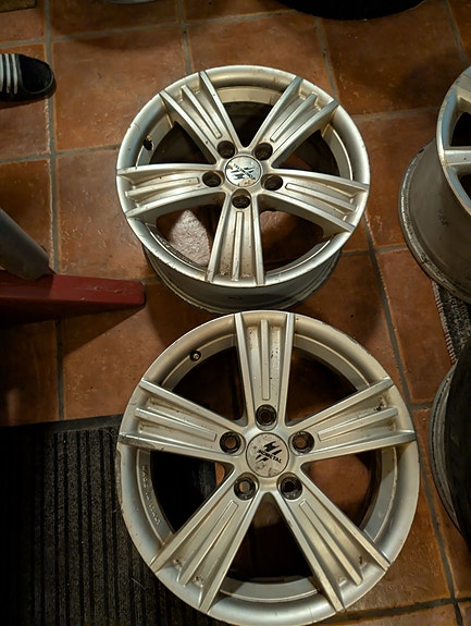 Product image 3 of 9