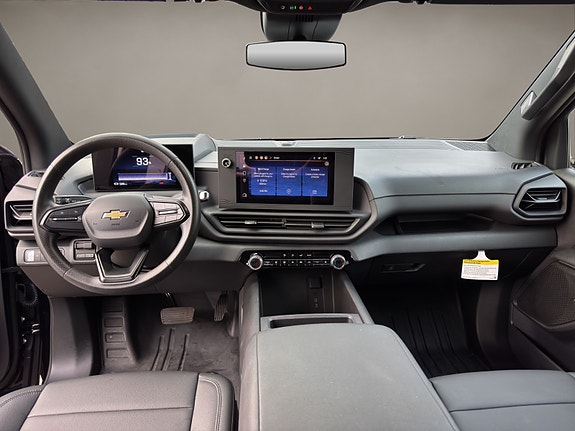 Chevrolet Silverado EV 14 of 27