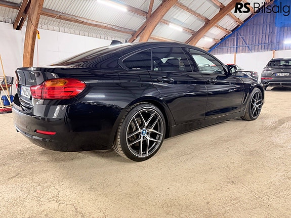 BMW 430i 11 of 30