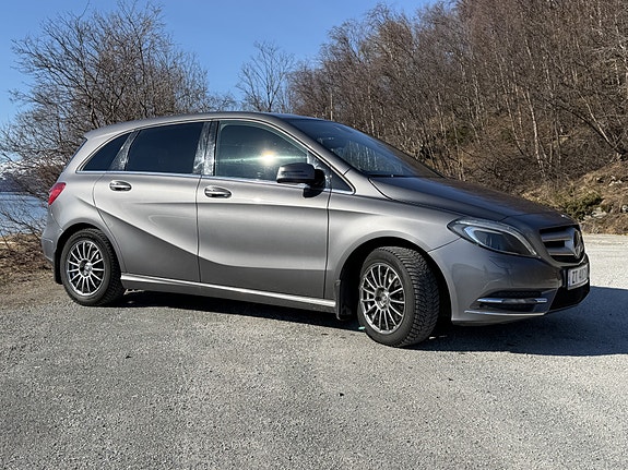 Mercedes-Benz 180 B 8 of 19