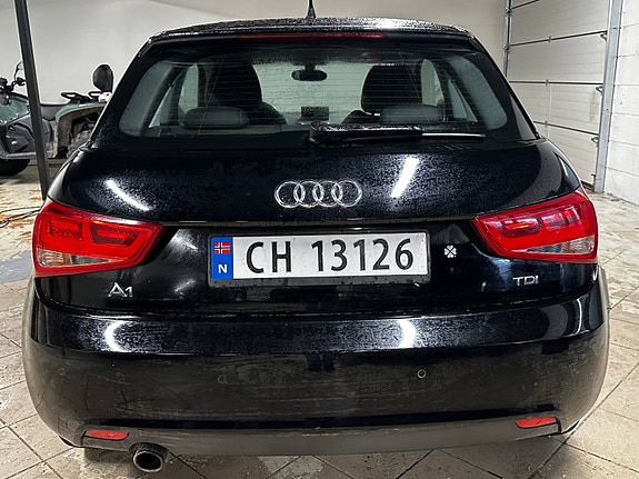 Audi A1 4 of 5