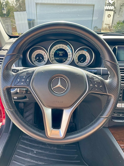 Mercedes-Benz E200 15 of 18