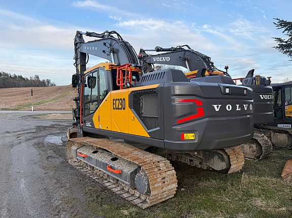 Volvo EC230F Til UTLEIE 3 of 4