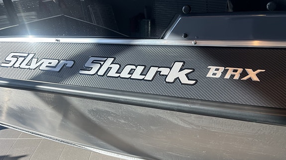 Silver Shark BRX (Overligger) med ny 2026 115hk motor 3 of 5