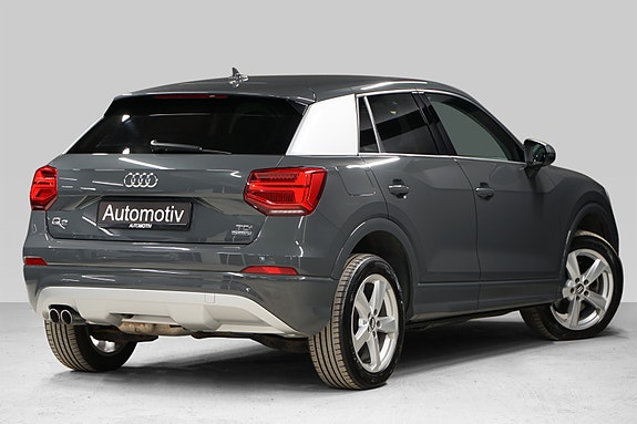 Audi Q2 4 of 5