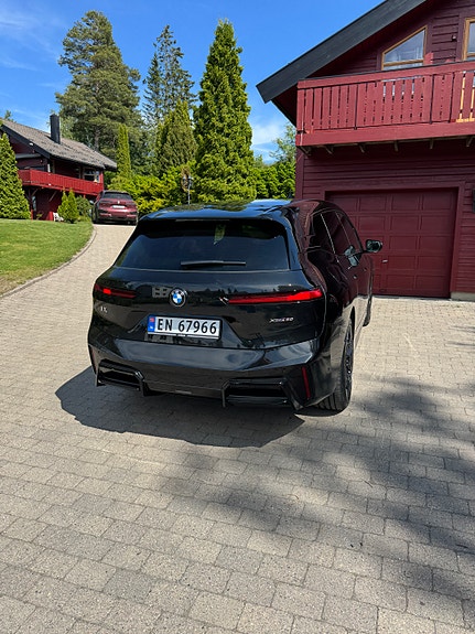 BMW iX 9 of 20