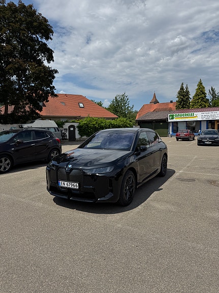 BMW iX 3 of 20