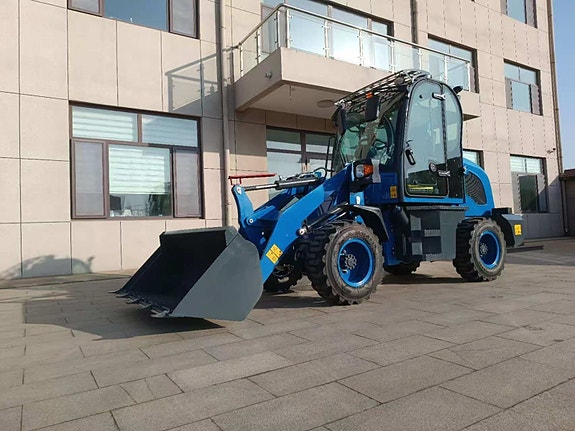 RX R910 1000KG LØFT / 2500KG EGENVEKT - EURO V HJULLASTER M/PREMIUM HYTTE OG SKUFF - FORHÅNDSSALG TIL KNALLPRIS
