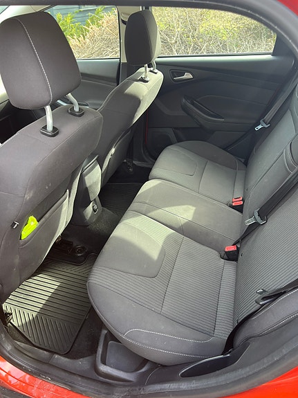 Ford Focus 11 of 13
