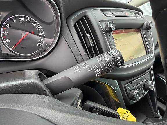 Opel Zafira Tourer 12 of 28