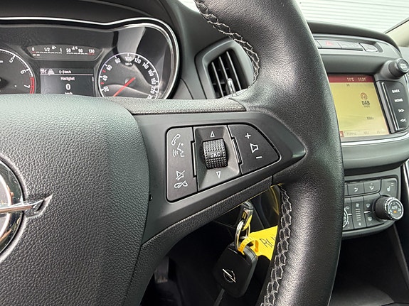 Opel Zafira Tourer 14 of 28
