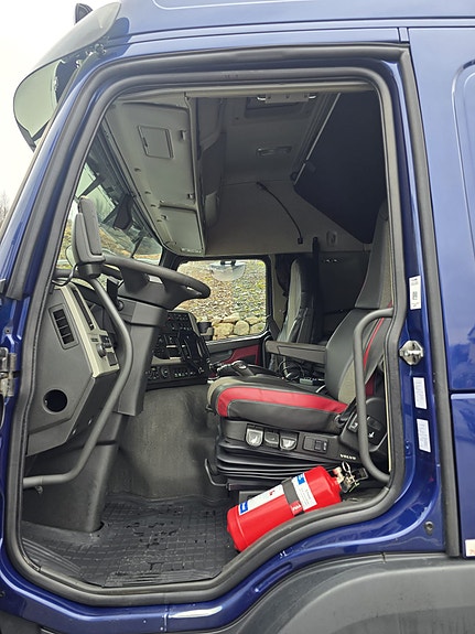 Volvo FM  460 13 of 30