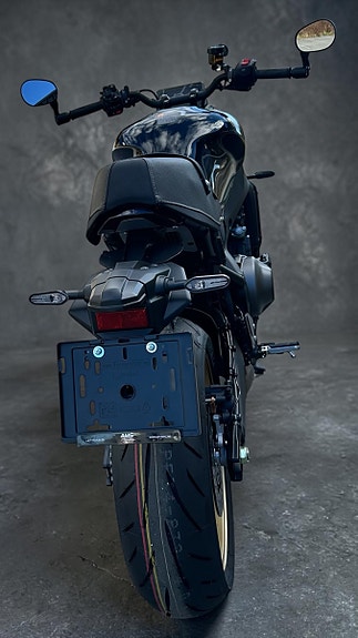 Yamaha XSR 900 4 of 4