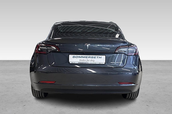 Tesla Model 3 9 hos Sommerseth