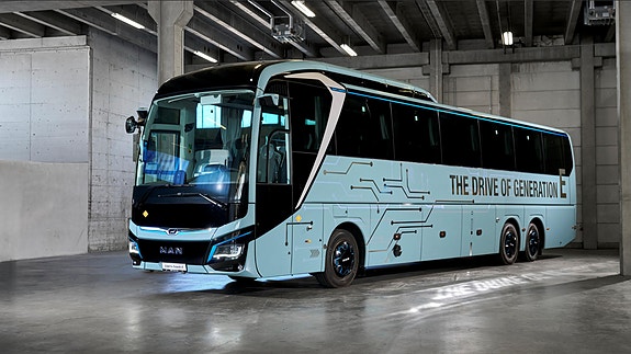 MAN R58 E-Coach - 480KW - 57+2 3 of 14
