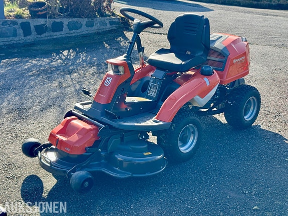 Husqverna R216T AWD Plenklipper