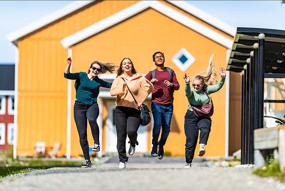 Bilde 1 av 3 i jobbannonse-galleriet