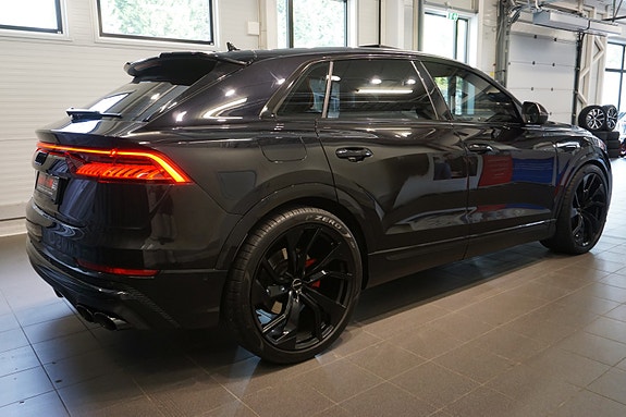 Audi Q8 10 of 30